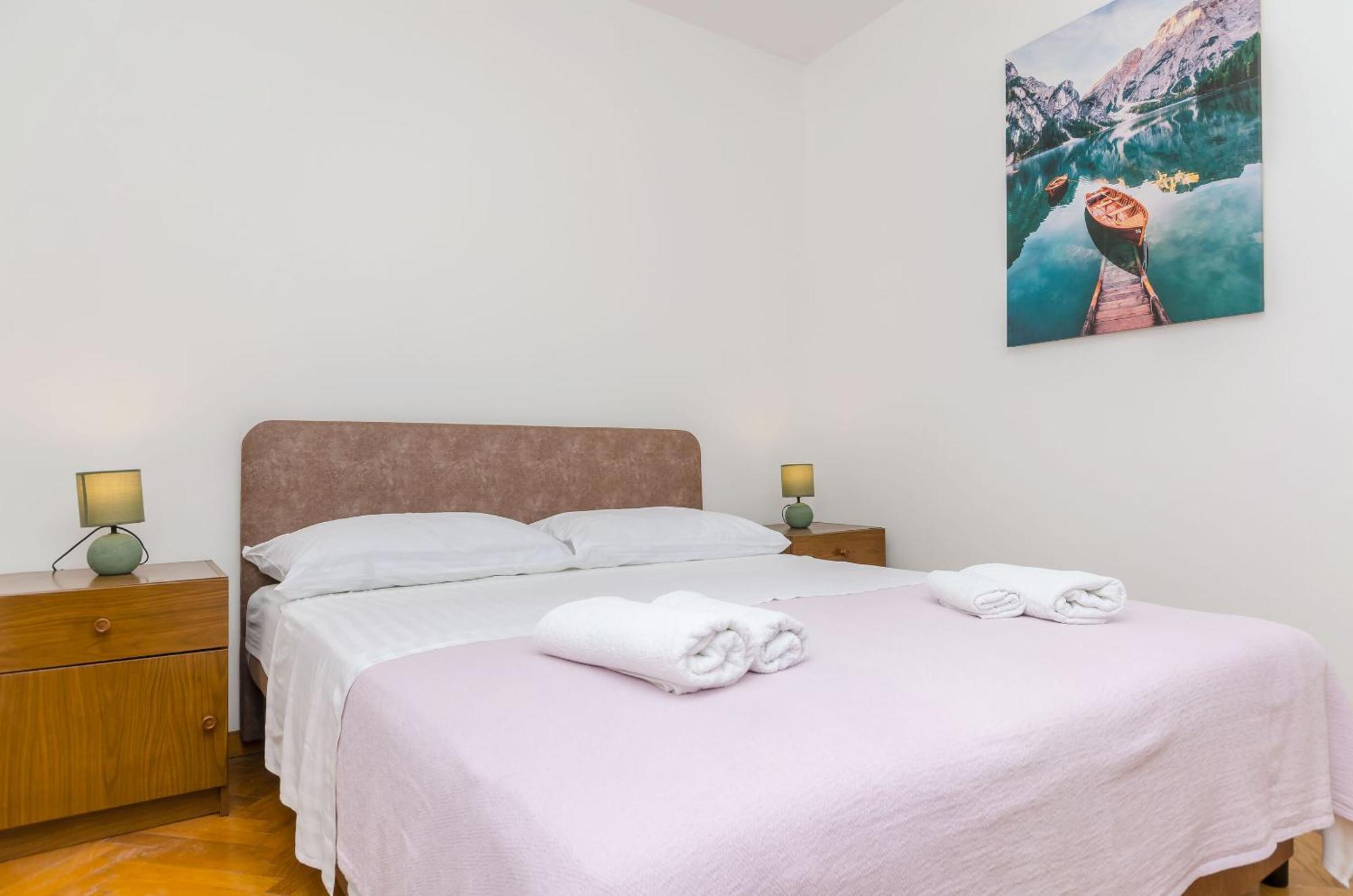 Apartments Tabak Трогир Экстерьер фото